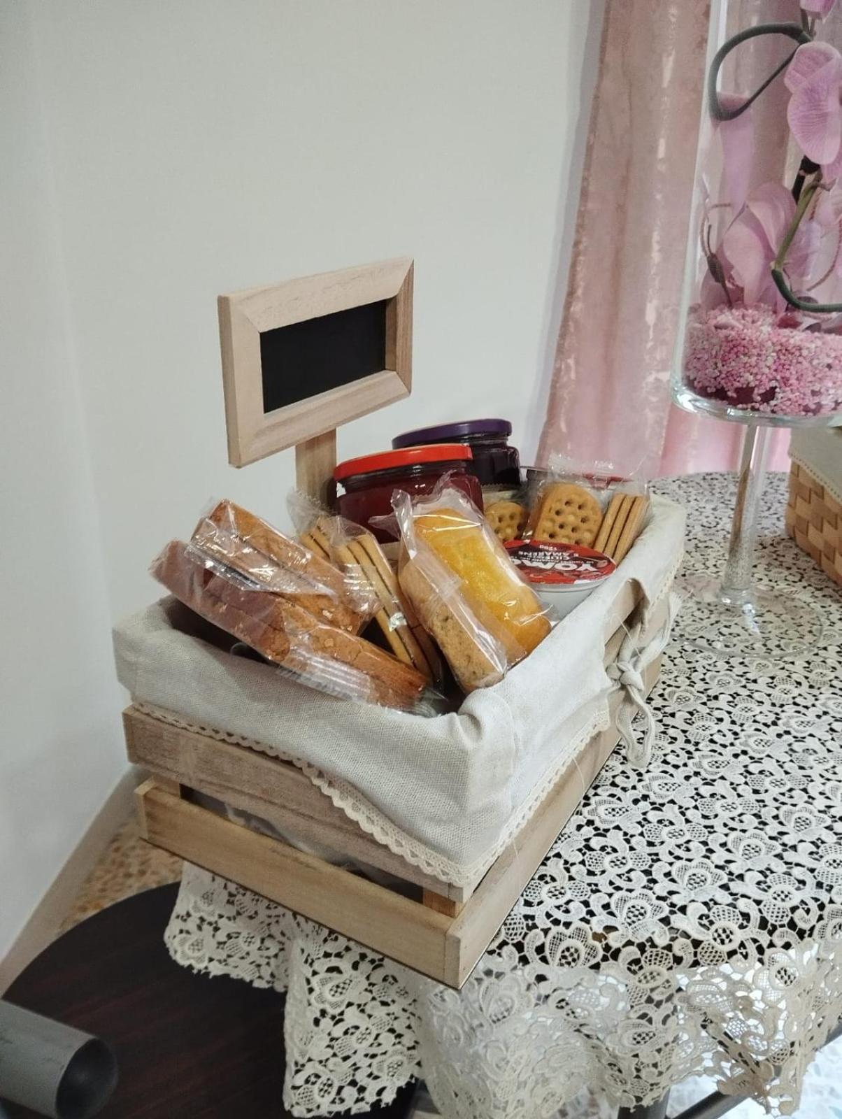 فندق The Family House ليفورنو المظهر الخارجي الصورة