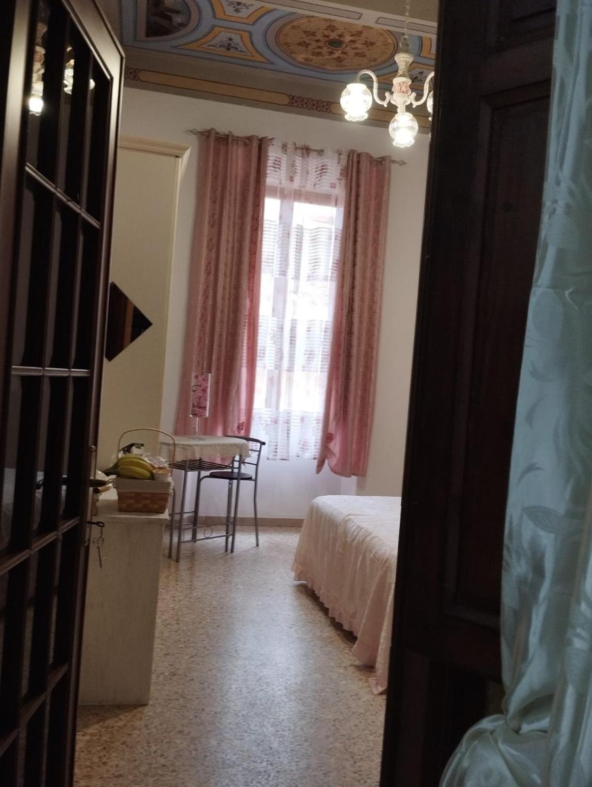 فندق The Family House ليفورنو المظهر الخارجي الصورة