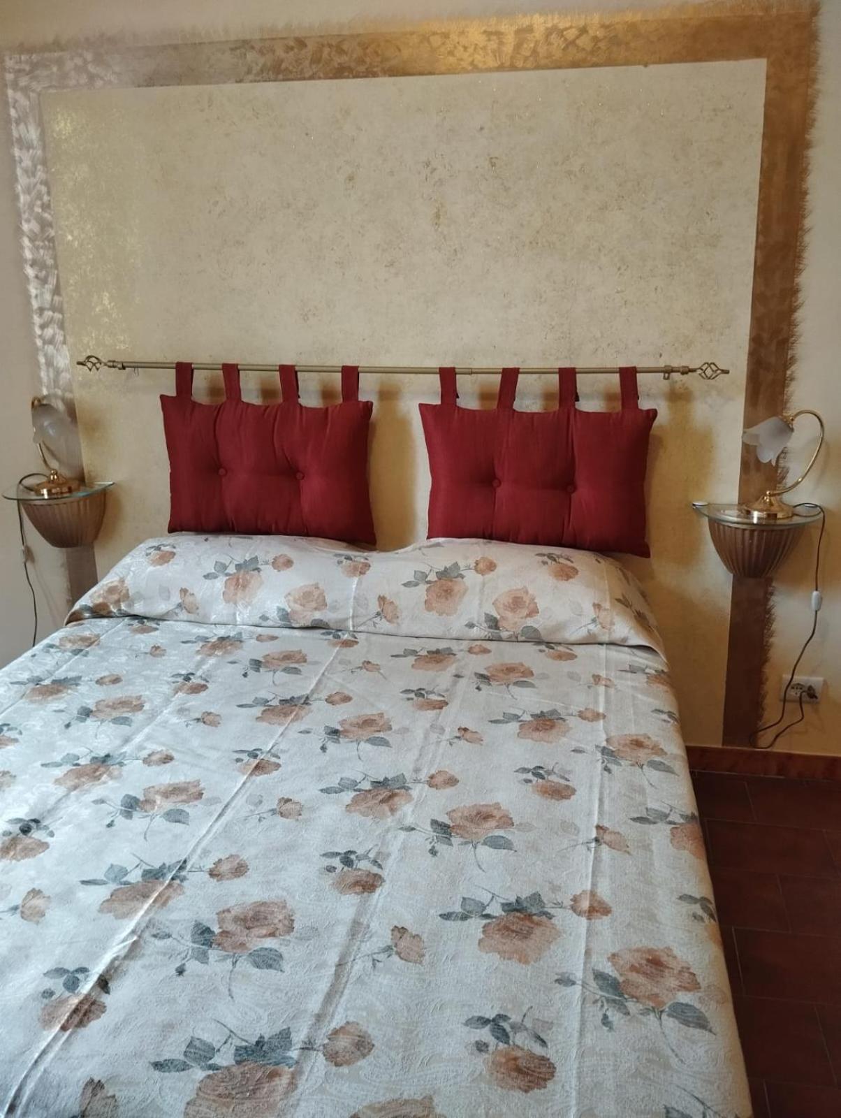 فندق The Family House ليفورنو المظهر الخارجي الصورة